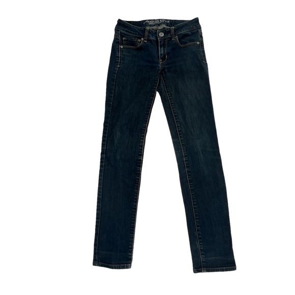 American Eagle Outfitters Skinny Super Stretch Jeans Size 2 Junior’s - Picture 1 of 6